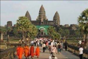angkor-wat-sky-travel-cambodia-e-cambodia-1