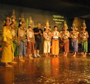 danse-apsara-cambodia-sky-travel-cambodia-e-cambodia-3