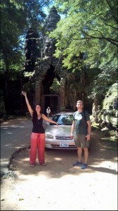 south-gate-angkor-thom-sky-travel-cambodia-1