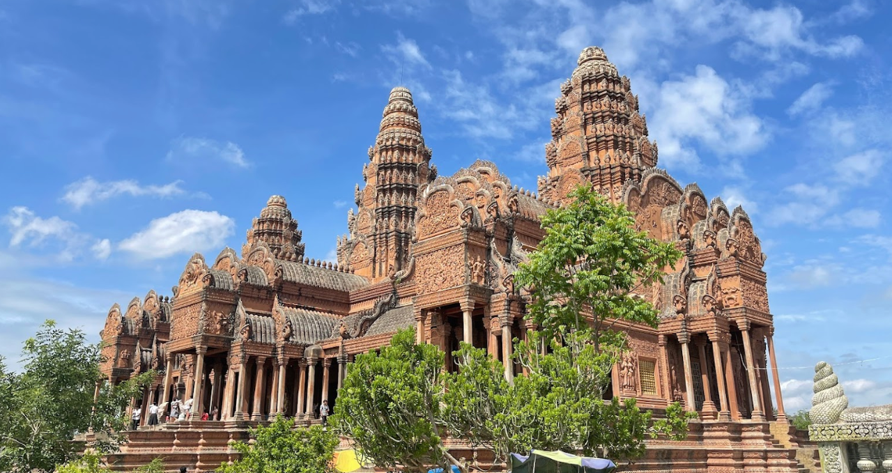 Phnom Reap Monastery phnom penh cambodia