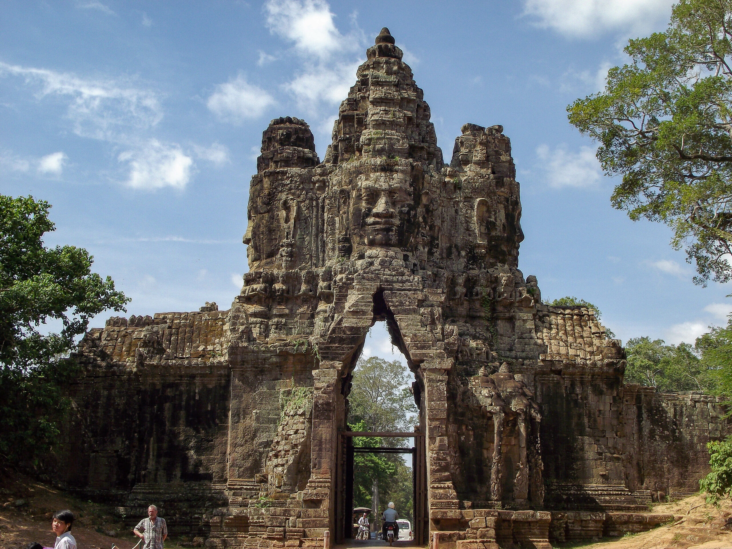 victory gate angkor thom cambodia
