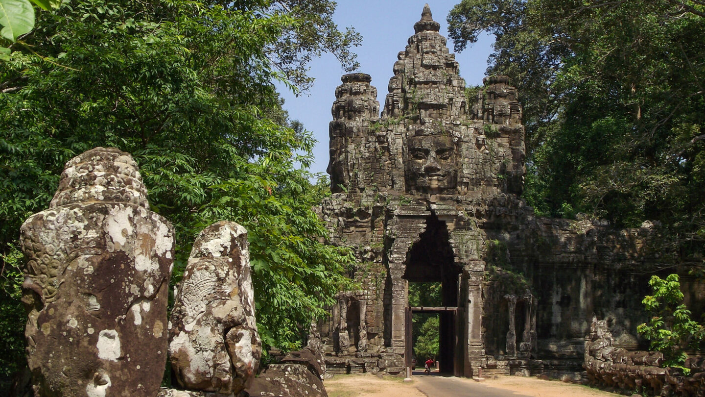 victory gate angkor thom