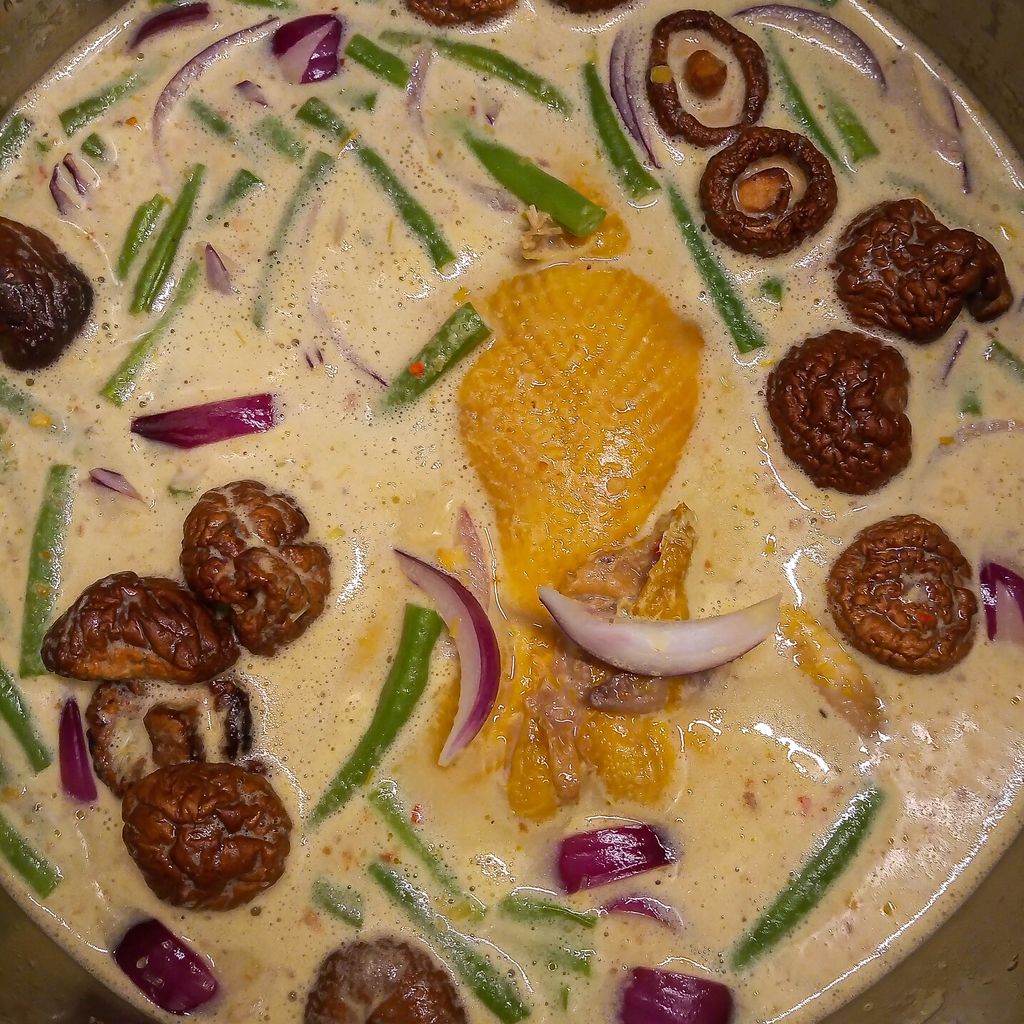 Kari sach mean curry de poulet khmer