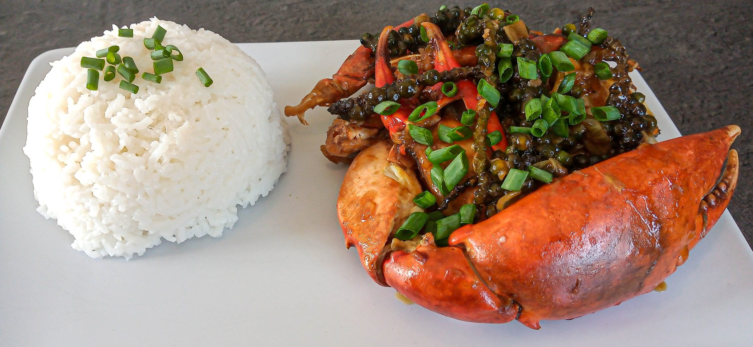 crabe de mangrove sauté au poivre de Kampot