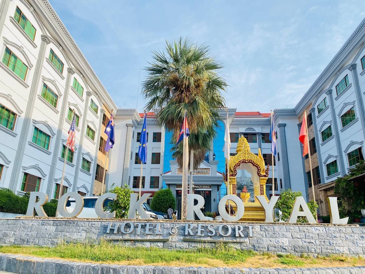 Rock Royal Hotel & Resort